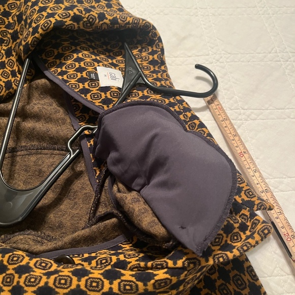 CAbi Kensington Proper Standout Medallion Blazer Jacket 3372 Mustard & Blue Med. - Picture 13 of 13